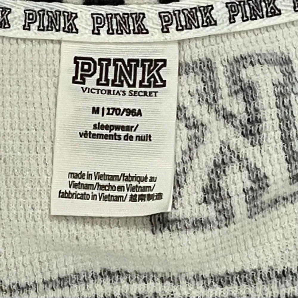 Victorias Secret PINK Thermal Sleep Pajama Top Black White Snowflake Lounge Med
